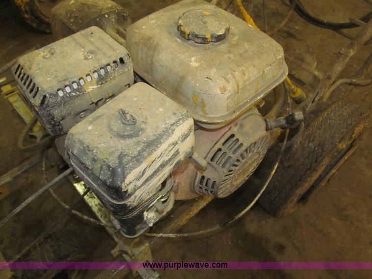 image for item AE9359 Graco Line Lazer II Smart Control pavement marking/striping machine