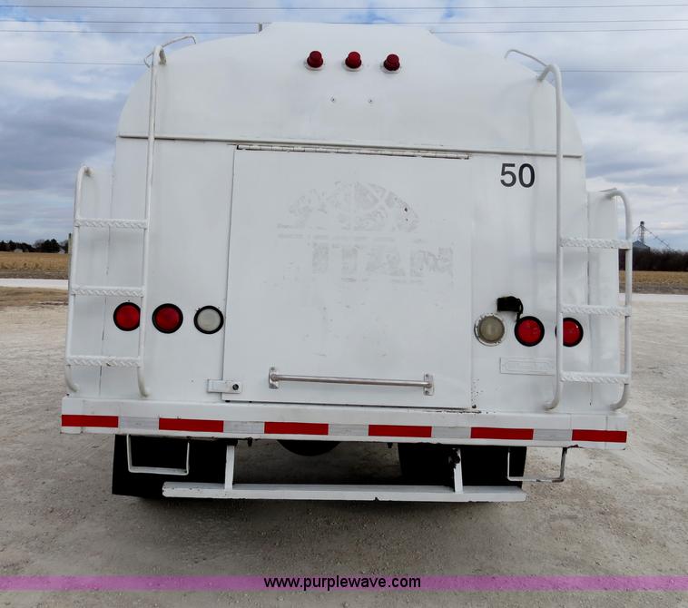 image for item B4819 2000 GMC C7500 fuel truck