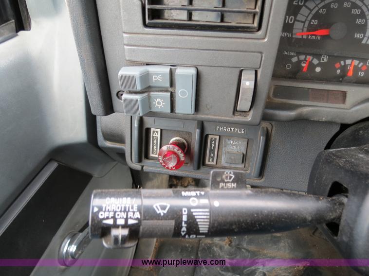 image for item B4819 2000 GMC C7500 fuel truck