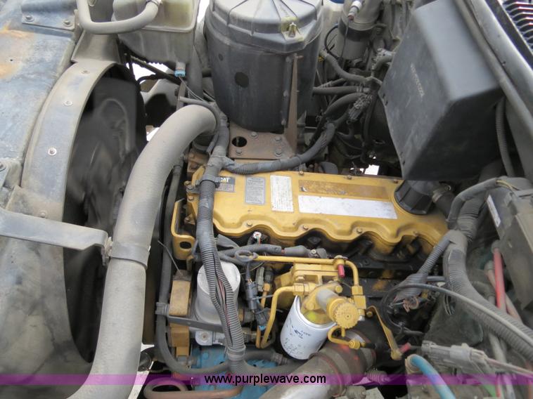 image for item B4819 2000 GMC C7500 fuel truck