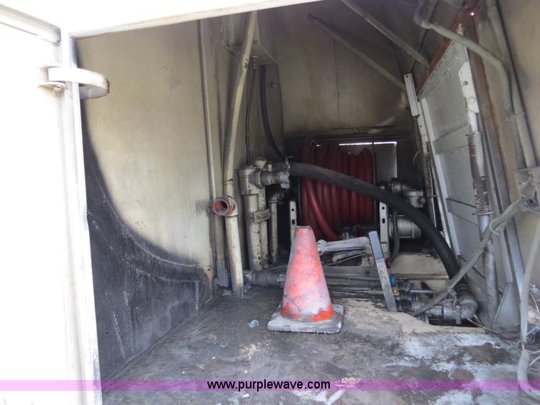 image for item B4819 2000 GMC C7500 fuel truck