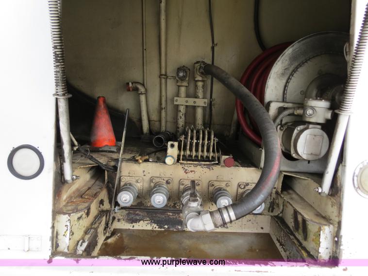 image for item B4819 2000 GMC C7500 fuel truck