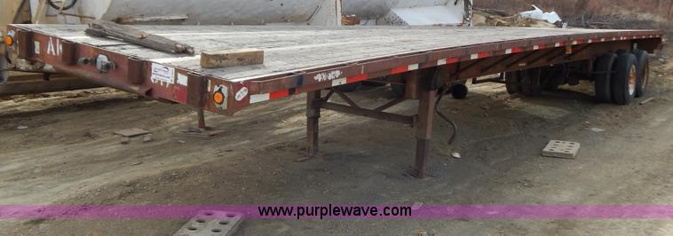 image for item B4853 1991 Trailmobile 48' flatbed trailer