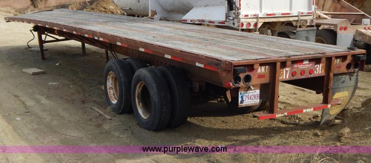 image for item B4853 1991 Trailmobile 48' flatbed trailer
