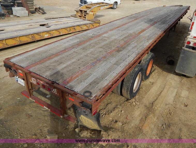 image for item B4853 1991 Trailmobile 48' flatbed trailer