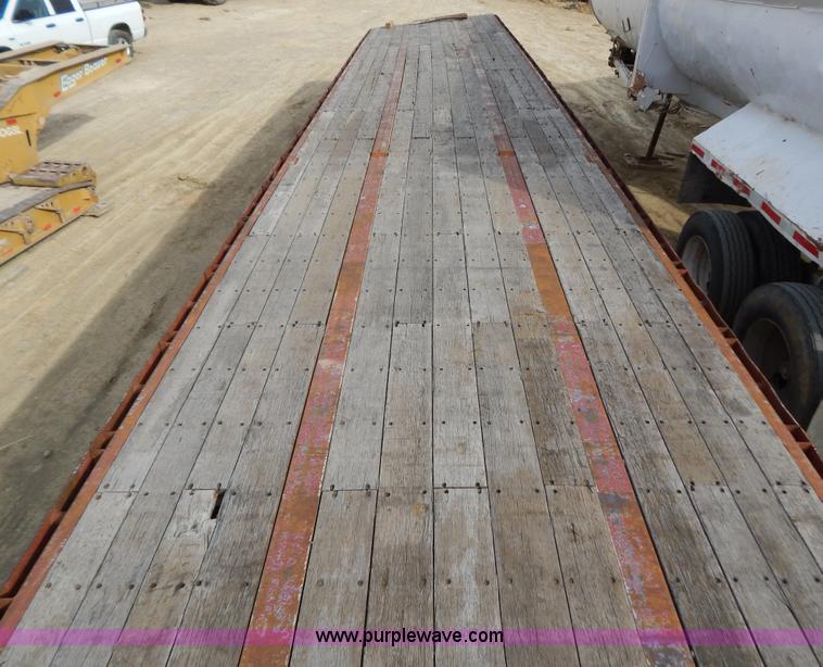 image for item B4853 1991 Trailmobile 48' flatbed trailer