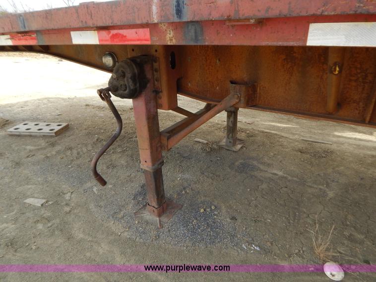 image for item B4853 1991 Trailmobile 48' flatbed trailer