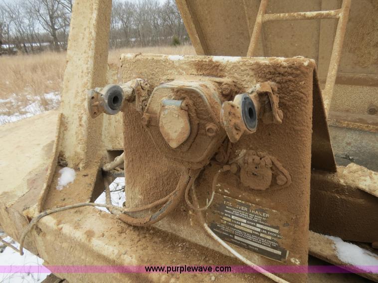 image for item B4867 1988 Red River 20 ton belly dump trailer