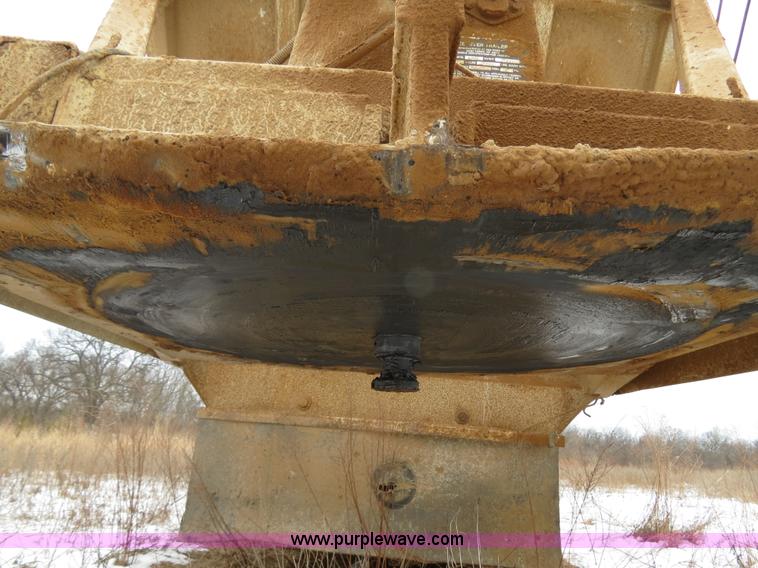 image for item B4867 1988 Red River 20 ton belly dump trailer