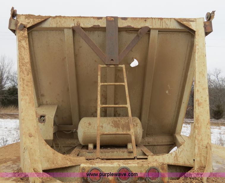image for item B4867 1988 Red River 20 ton belly dump trailer