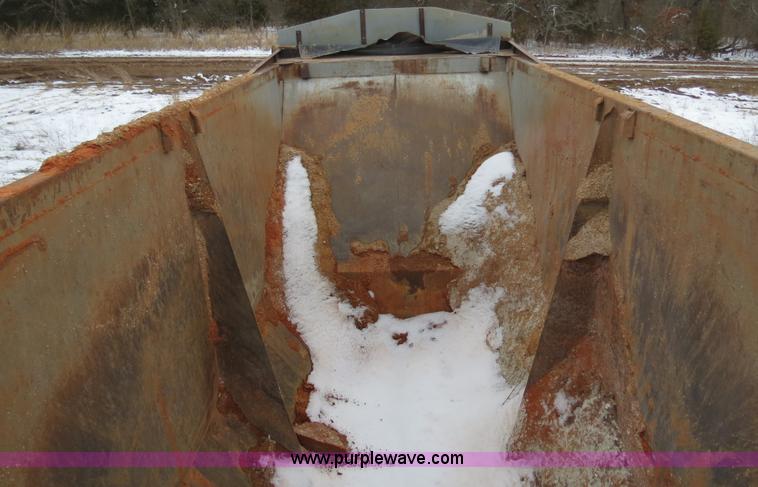 image for item B4867 1988 Red River 20 ton belly dump trailer