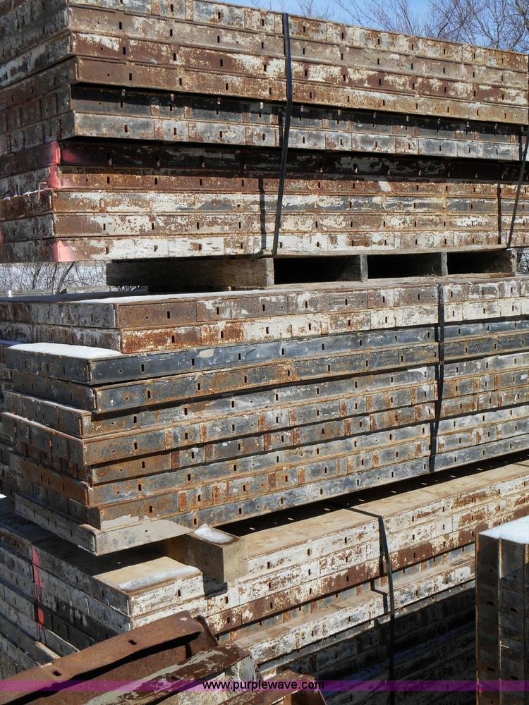 image for item C1873 Assorted concrete forms