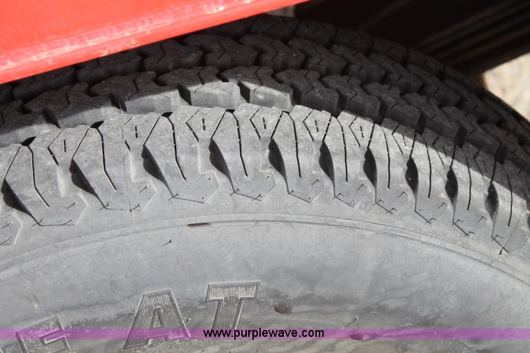 image for item C3733 2002 Ford F250 Super Duty Crew Cab service truck