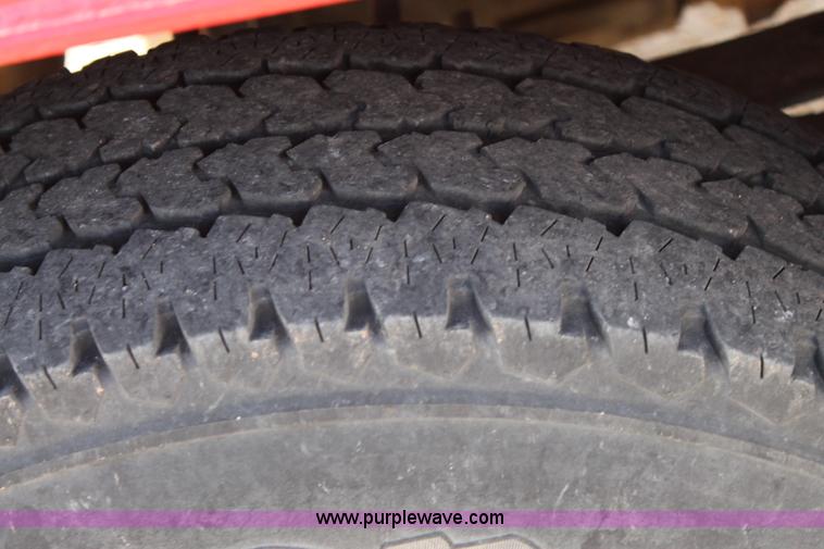 image for item C3733 2002 Ford F250 Super Duty Crew Cab service truck