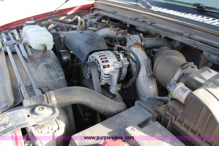 image for item C3733 2002 Ford F250 Super Duty Crew Cab service truck