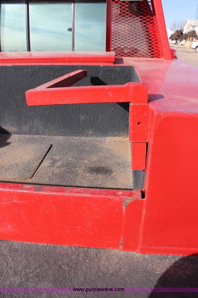 image for item C3733 2002 Ford F250 Super Duty Crew Cab service truck