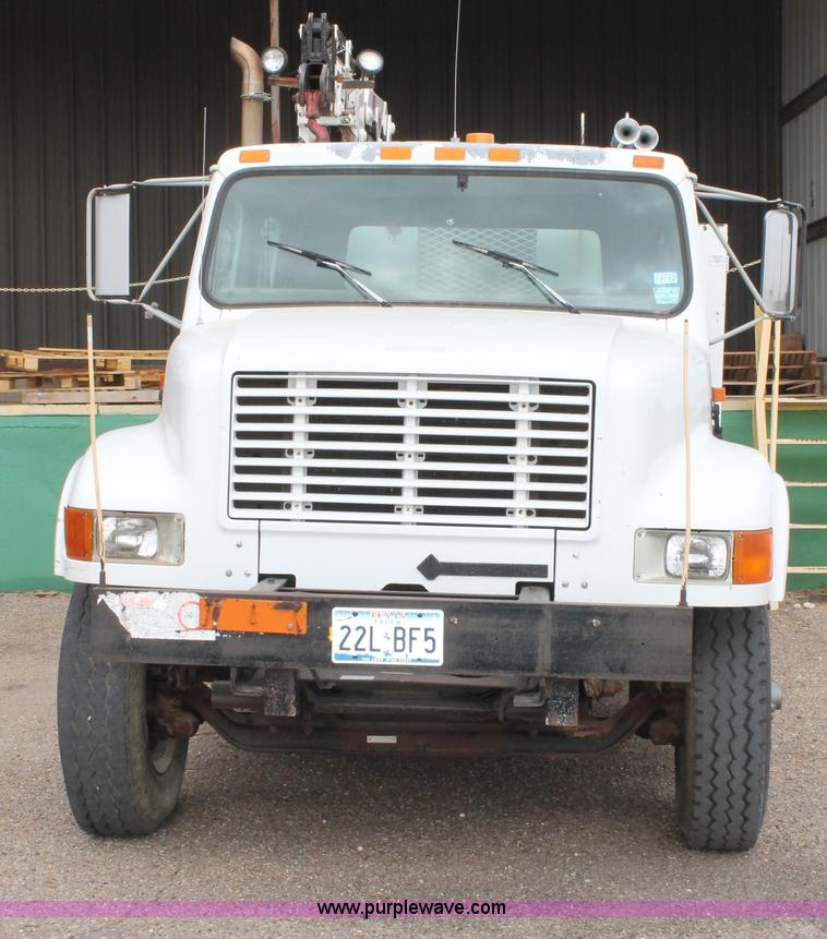 image for item C3734 1994 International 4900 Crew Cab service truck