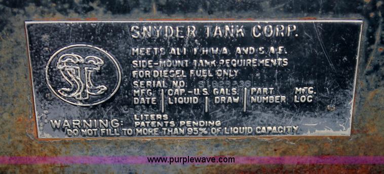 image for item C3734 1994 International 4900 Crew Cab service truck