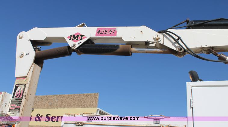 image for item C3734 1994 International 4900 Crew Cab service truck