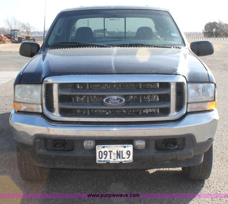 image for item C3739 2002 Ford F250 Super Duty Crew Cab pickup truck