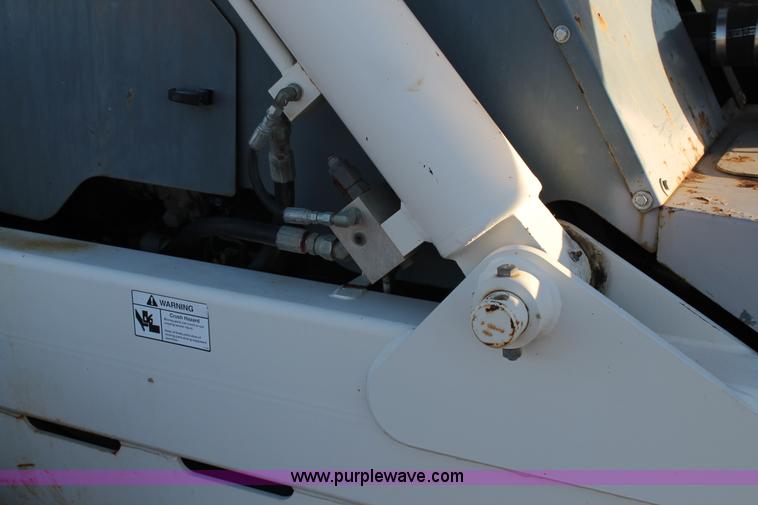 image for item C3746 2004 Terex TH644C telehandler