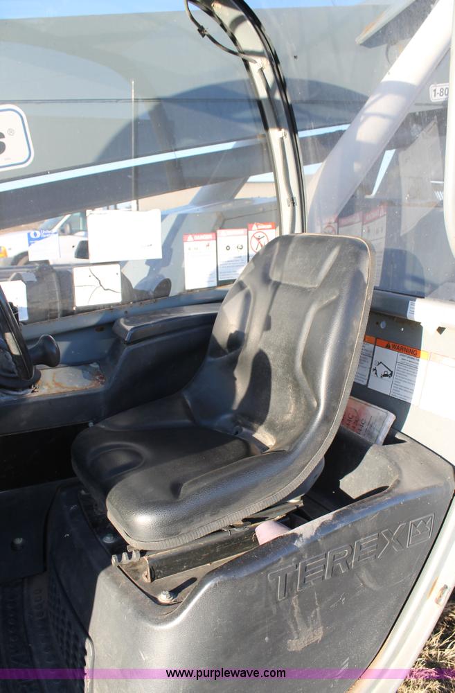 image for item C3746 2004 Terex TH644C telehandler