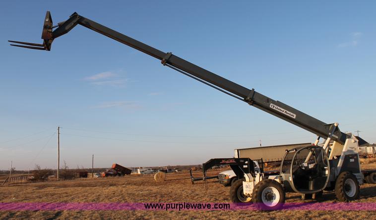 image for item C3746 2004 Terex TH644C telehandler