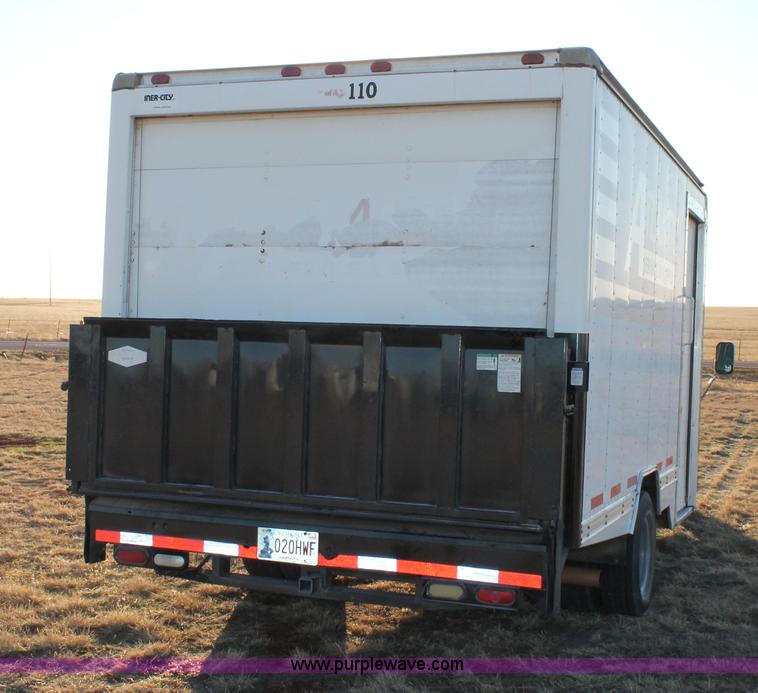 image for item C3747 2001 Ford Econoline E450 box truck