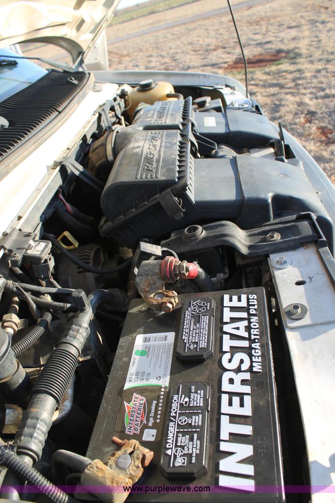 image for item C3747 2001 Ford Econoline E450 box truck