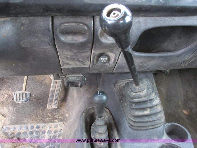 image for item F4838 2001 Dodge Ram 2500 Laramie SLT Quad Cab pickup truck