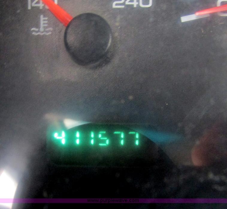 image for item F4838 2001 Dodge Ram 2500 Laramie SLT Quad Cab pickup truck