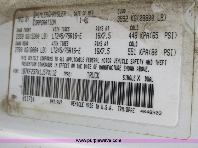 image for item F4838 2001 Dodge Ram 2500 Laramie SLT Quad Cab pickup truck