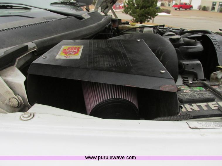 image for item F4838 2001 Dodge Ram 2500 Laramie SLT Quad Cab pickup truck