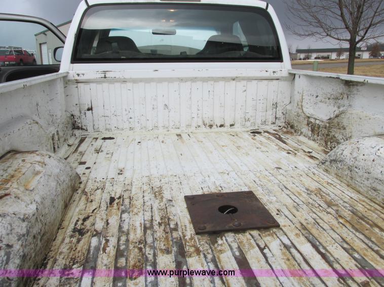 image for item F4838 2001 Dodge Ram 2500 Laramie SLT Quad Cab pickup truck