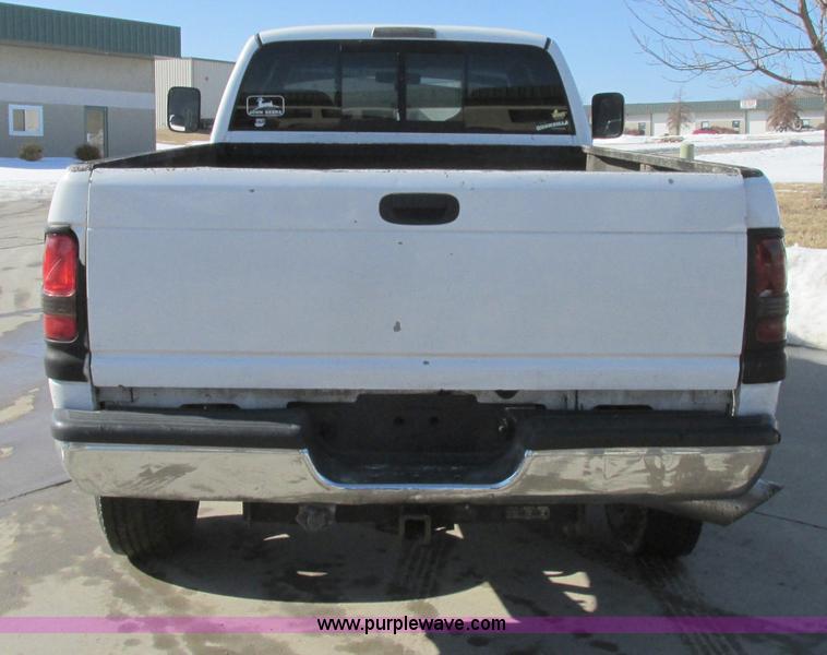 image for item F4839 2000 Dodge Ram 2500 Laramie SLT Quad Cab pickup truck
