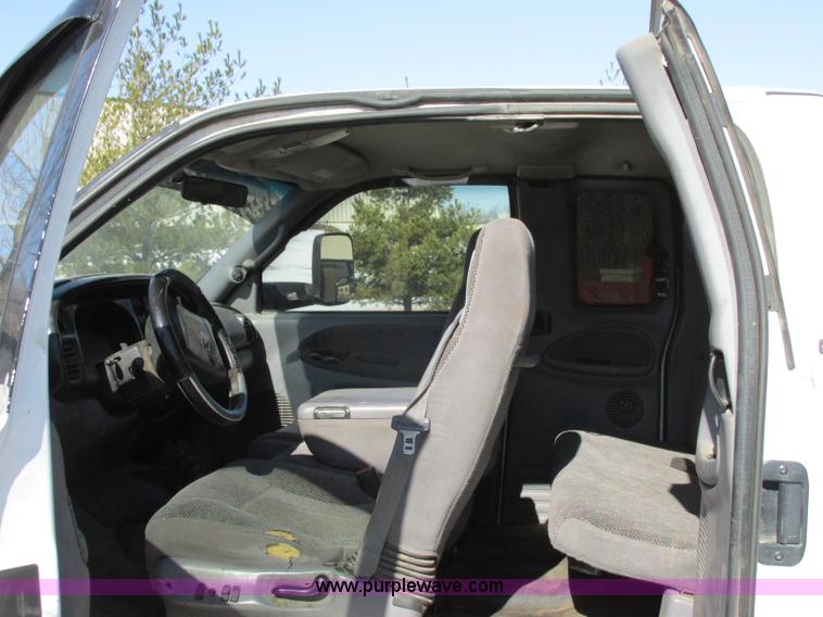 image for item F4839 2000 Dodge Ram 2500 Laramie SLT Quad Cab pickup truck