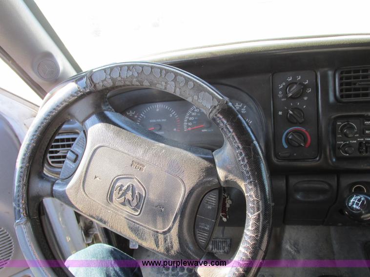 image for item F4839 2000 Dodge Ram 2500 Laramie SLT Quad Cab pickup truck