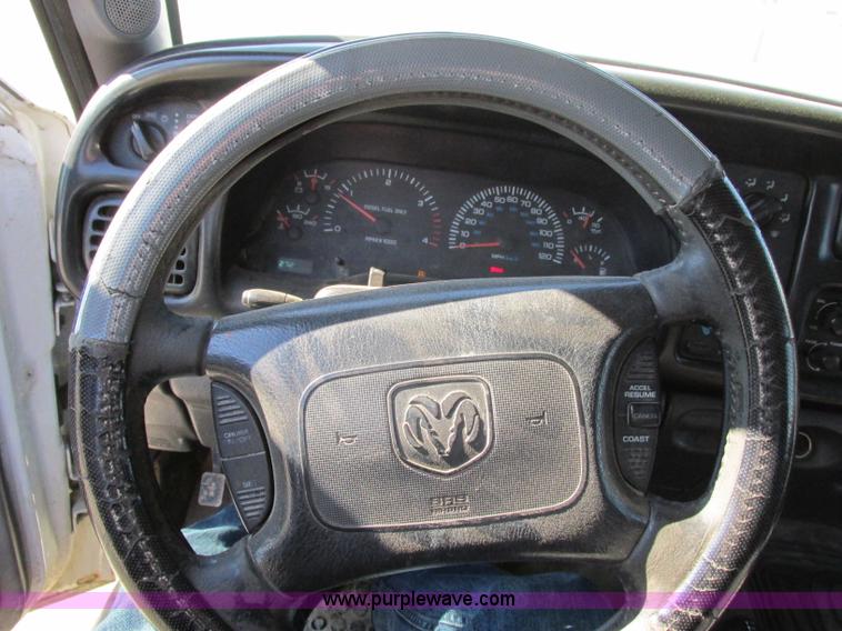 image for item F4839 2000 Dodge Ram 2500 Laramie SLT Quad Cab pickup truck