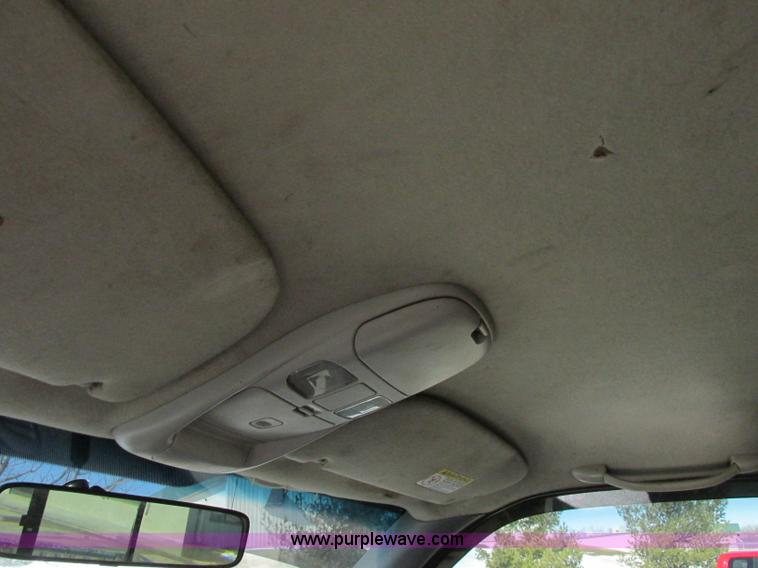 image for item F4839 2000 Dodge Ram 2500 Laramie SLT Quad Cab pickup truck