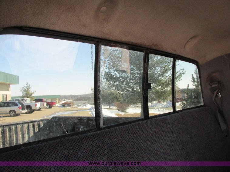 image for item F4839 2000 Dodge Ram 2500 Laramie SLT Quad Cab pickup truck