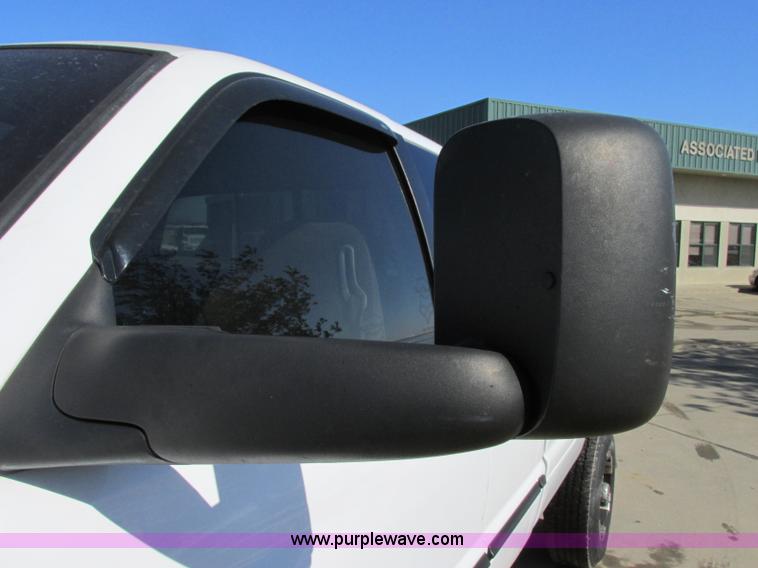 image for item F4839 2000 Dodge Ram 2500 Laramie SLT Quad Cab pickup truck