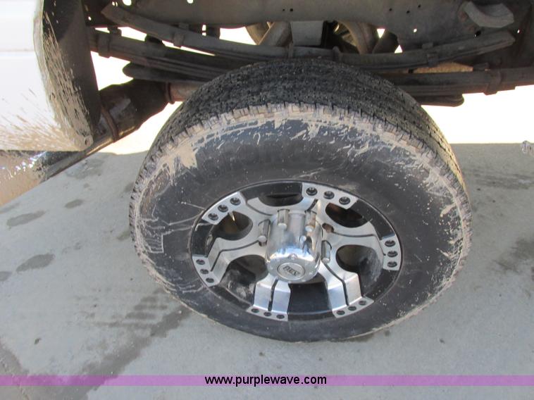 image for item F4839 2000 Dodge Ram 2500 Laramie SLT Quad Cab pickup truck