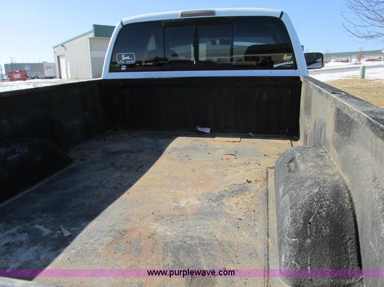 image for item F4839 2000 Dodge Ram 2500 Laramie SLT Quad Cab pickup truck