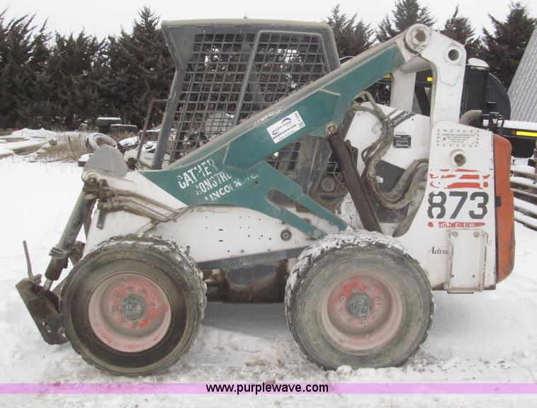 image for item F7236 2000 Bobcat 873G skid steer