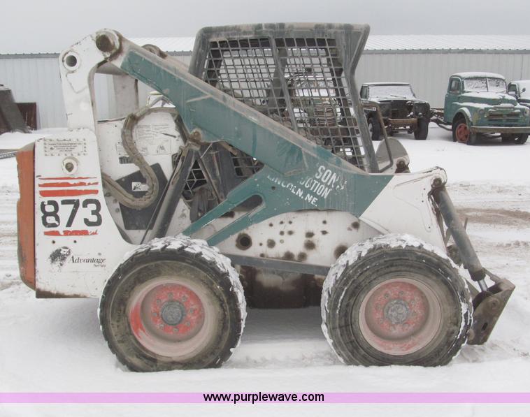 image for item F7236 2000 Bobcat 873G skid steer