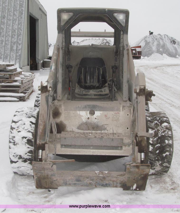 image for item F7236 2000 Bobcat 873G skid steer