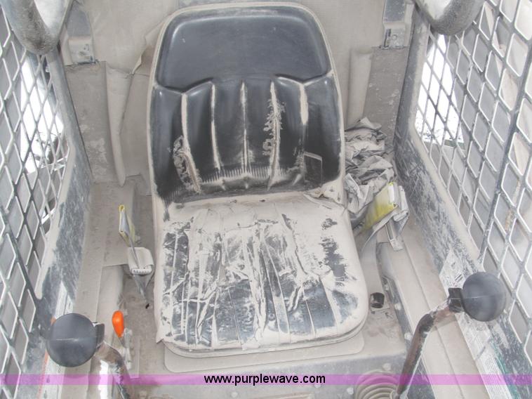 image for item F7236 2000 Bobcat 873G skid steer