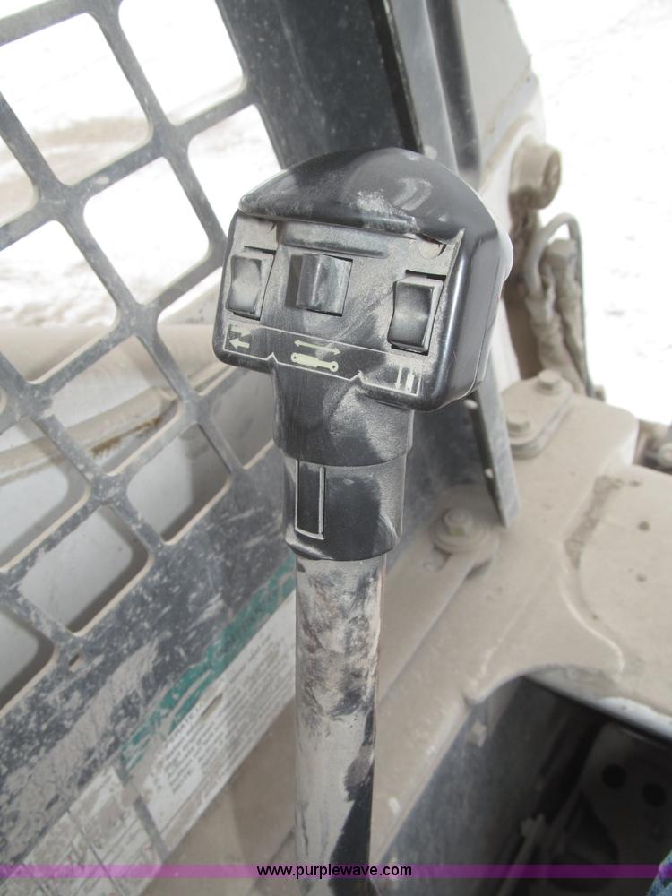 image for item F7236 2000 Bobcat 873G skid steer