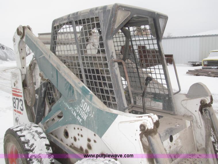 image for item F7236 2000 Bobcat 873G skid steer