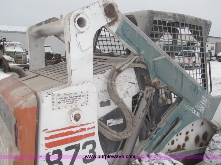image for item F7236 2000 Bobcat 873G skid steer